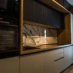 Cosmopolit - Downtown Charm Apartment Brasov